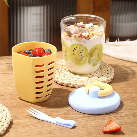 Portable Salad Cup With Fork.