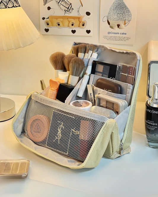 StylaBag™ The Upright Beauty Organizer.