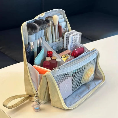 StylaBag™ The Upright Beauty Organizer.